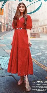 Nimrat Khaira feet photo thumbnail