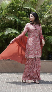 Nimrat Khaira feet photo thumbnail