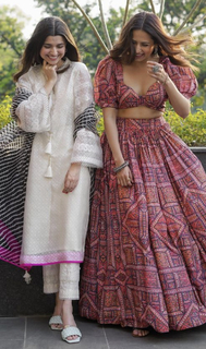 Nimrat Khaira feet photo thumbnail