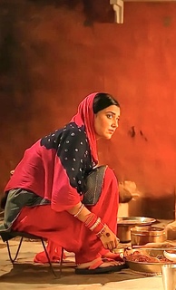 Nimrat Khaira feet photo thumbnail