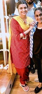 Nimrat Khaira feet photo thumbnail