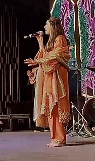 Nimrat Khaira feet photo thumbnail