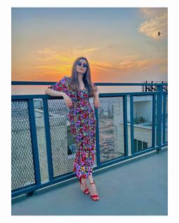 Nimrat Khaira feet photo thumbnail