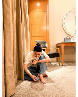 Nimrat Khaira feet photo thumbnail