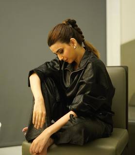 Nimrat Khaira feet photo thumbnail