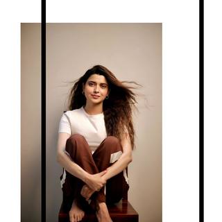 Nimrat Khaira feet photo thumbnail