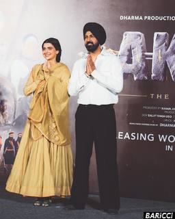 Nimrat Khaira feet photo thumbnail