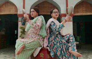 Nimrat Khaira feet photo thumbnail