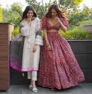 Nimrat Khaira feet photo thumbnail