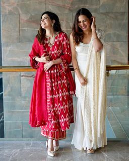 Nimrat Khaira feet photo thumbnail