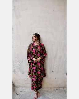 Nimrat Khaira feet photo thumbnail