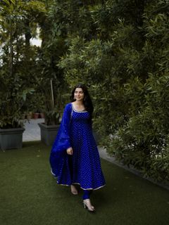 Nimrat Khaira feet photo thumbnail