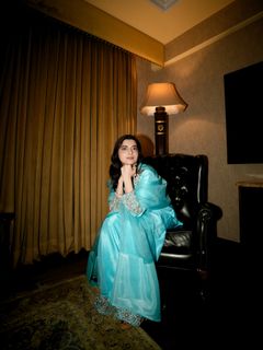 Nimrat Khaira feet photo thumbnail