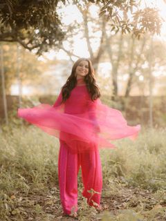Nimrat Khaira feet photo thumbnail