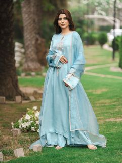 Nimrat Khaira feet photo 17