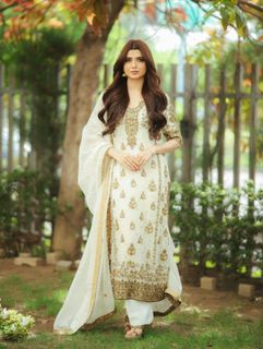 Nimrat Khaira feet photo 13