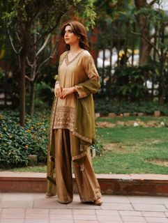 Nimrat Khaira feet photo 7