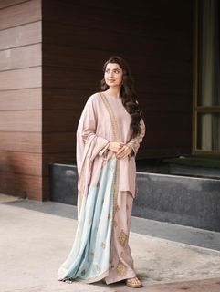 Nimrat Khaira feet photo 6