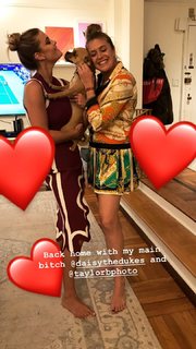 Nina Agdal feet photo thumbnail