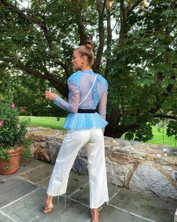 Nina Agdal feet photo thumbnail