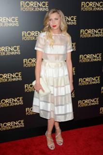 Nina Arianda feet photo 1