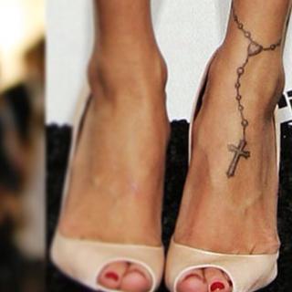 Nina Badrić feet photo 8