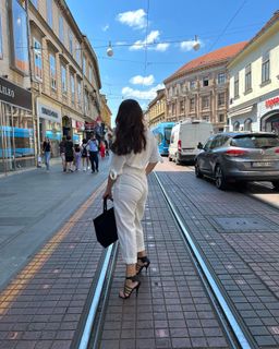 Nina Badrić feet photo 10