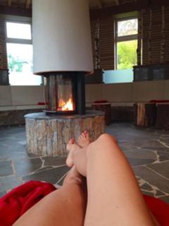 Nina Bott feet photo thumbnail