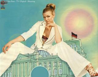 Nina Bott feet photo thumbnail