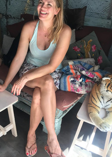 Nina Bott feet photo thumbnail