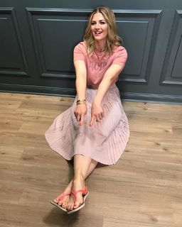 Nina Bott feet photo thumbnail
