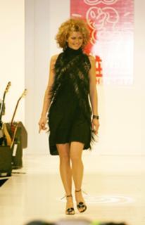 Nina Bott feet photo thumbnail