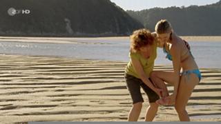 Nina Bott feet photo thumbnail