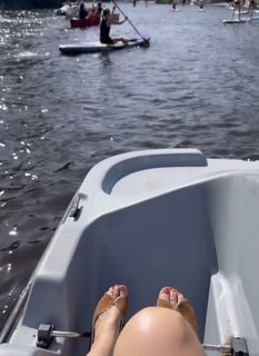 Nina Bott feet photo thumbnail