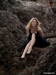 Nina Bott feet photo thumbnail