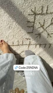 Nina Bott feet photo 1