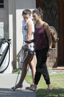 Nina Dobrev feet photo thumbnail