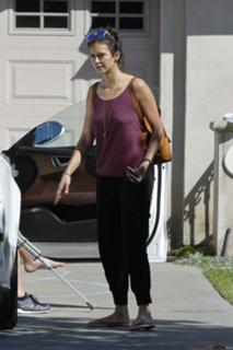 Nina Dobrev feet photo thumbnail