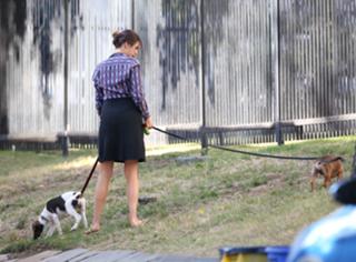 Nina Dobrev feet photo thumbnail