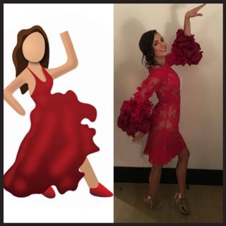 Nina Dobrev feet photo thumbnail