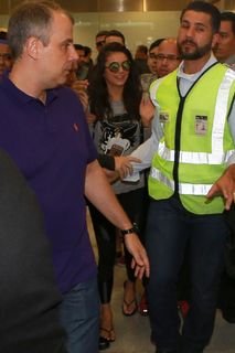 Nina Dobrev feet photo thumbnail