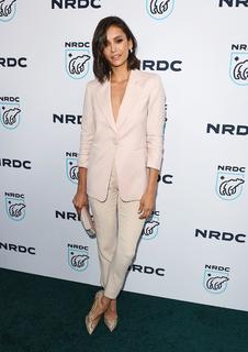 Nina Dobrev feet photo thumbnail