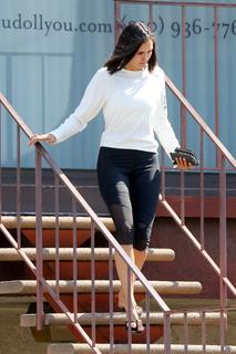 Nina Dobrev feet photo thumbnail