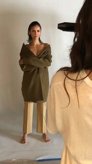 Nina Dobrev feet photo thumbnail