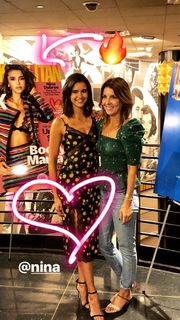 Nina Dobrev feet photo thumbnail