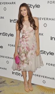 Nina Dobrev feet photo thumbnail
