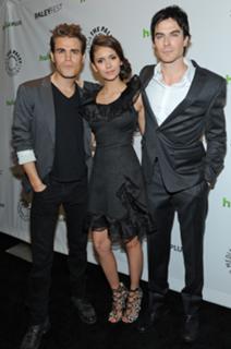 Nina Dobrev feet photo thumbnail
