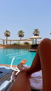 Nina Dobrev feet photo thumbnail
