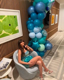 Nina Dobrev feet photo thumbnail
