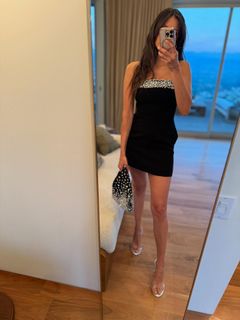 Nina Dobrev feet photo thumbnail